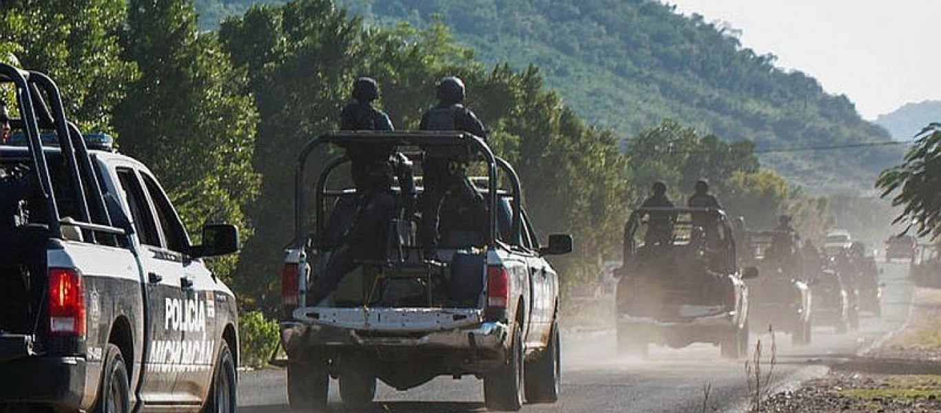 Ενέδρα από μέλη συμμορίας στο Μεξικό - Τουλάχιστον 13 νεκροί (φωτο)